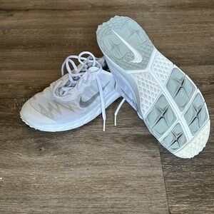 Nike women f1 bermuda golf shoes